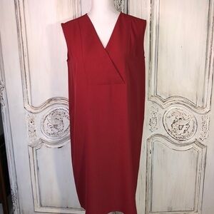 UNIQLO Red Sleeveless V Neck Sheath Dress Size Small
